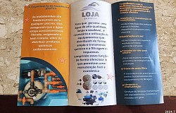 Panfleto com dobra